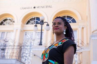 Primeira vereadora negra eleita na Câmara de Curitiba, Carol Dartora recebeu ameaças de morte por e-mail