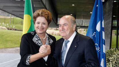 A presidenta Dilma Rousseff e o dirigente da Fifa Joseph Blatter.
