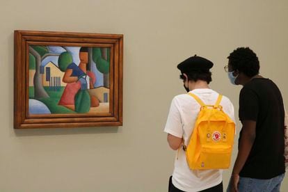 Obra ‘A caipirinha’, exposta na galeria Bolsa de Arte antes de ser leiloada por decisão judicial.