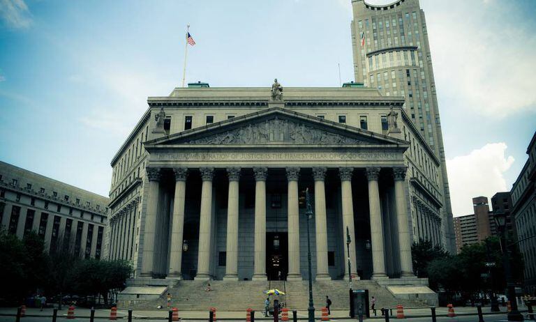 A Corte Suprema de Nova York.