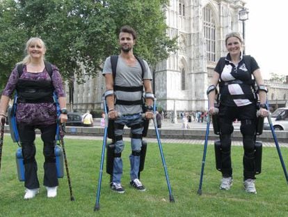 Três pacientes usam 'Rewalk' em Londres.