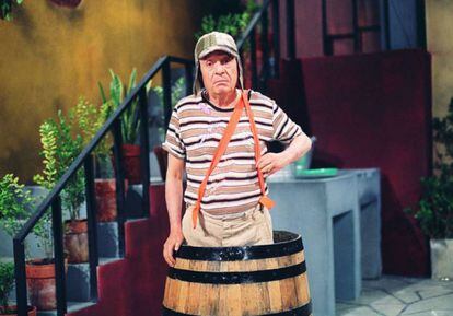 O comediante e ator Roberto Gómez Bolaños no papel de Chaves, em uma imagem de divulgação.