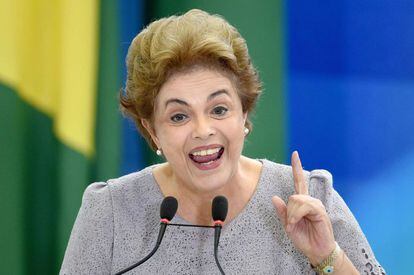 A presidenta Dilma Rousseff, ao discursar nesta ter&ccedil;a-feira.