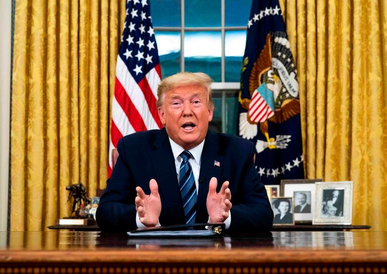 O presidente dos Estados Unidos, Donald Trump, ao anunciar novas restrições pelo coronavírus. Em vídeo, suas declarações.