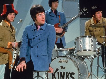 Os irmãos Ray e Dave Davies formaram em 1963 a banda britânica The Kinks.