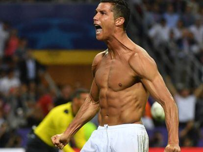 Cristiano Ronaldo comemora na final de Milão, em 2016.