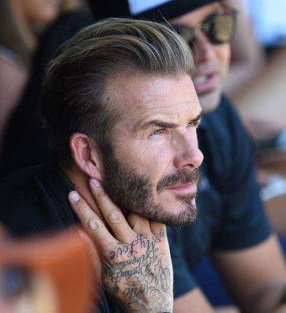 O look de David Beckham, um dos mais copiados e admirados pelos homens, poderia custar 5.000 euros (18.000 reais)