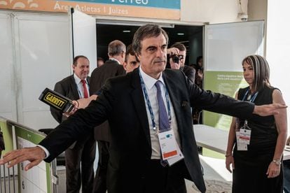 O ministro Cardozo, no Rio, no dia 19. (YASUYOSHI CHIBA/ AFP)