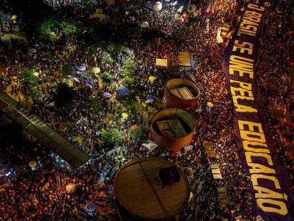 Manifestação na quinta-feira pela educação em São Paulo.