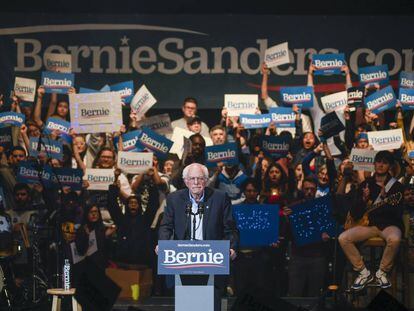 Bernie Sanders, em ato de campanha em Cedar Rapids (Iowa).