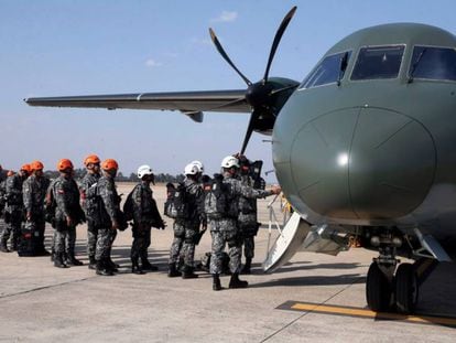 Equipes da Força Nacional embarca na Amazônia, para ajudar a combater incêndios.