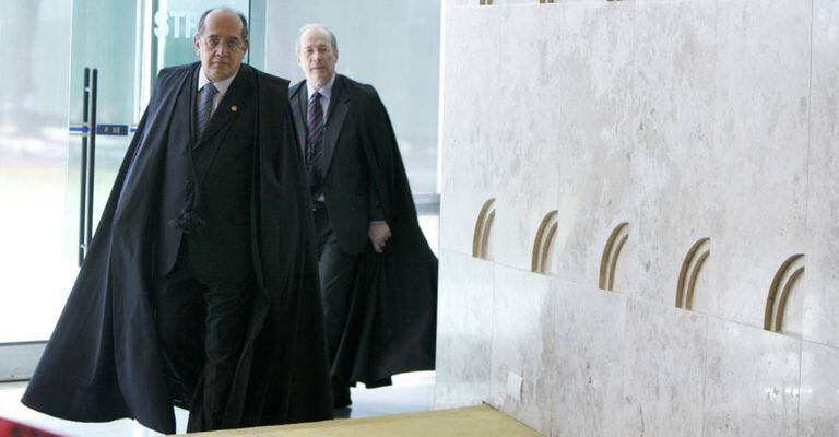 Gilmar Mendes e Celso de Mello no STF.