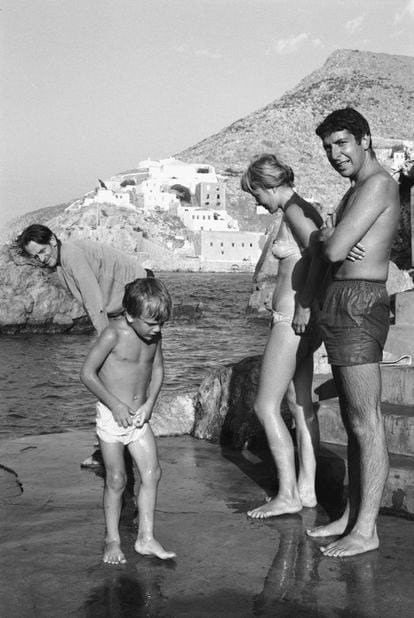 Leonard Cohen e Marianne Ihlen na Grécia, em 1960.