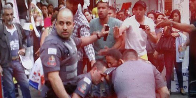 Captura de um dos vídeos do policial que matou o camelô em São Paulo.