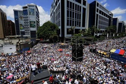 Protestos contra Nicolás Maduro em Caracas.