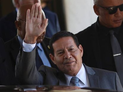 O vice-presidente e presidente em exercício, Hamilton Mourão.