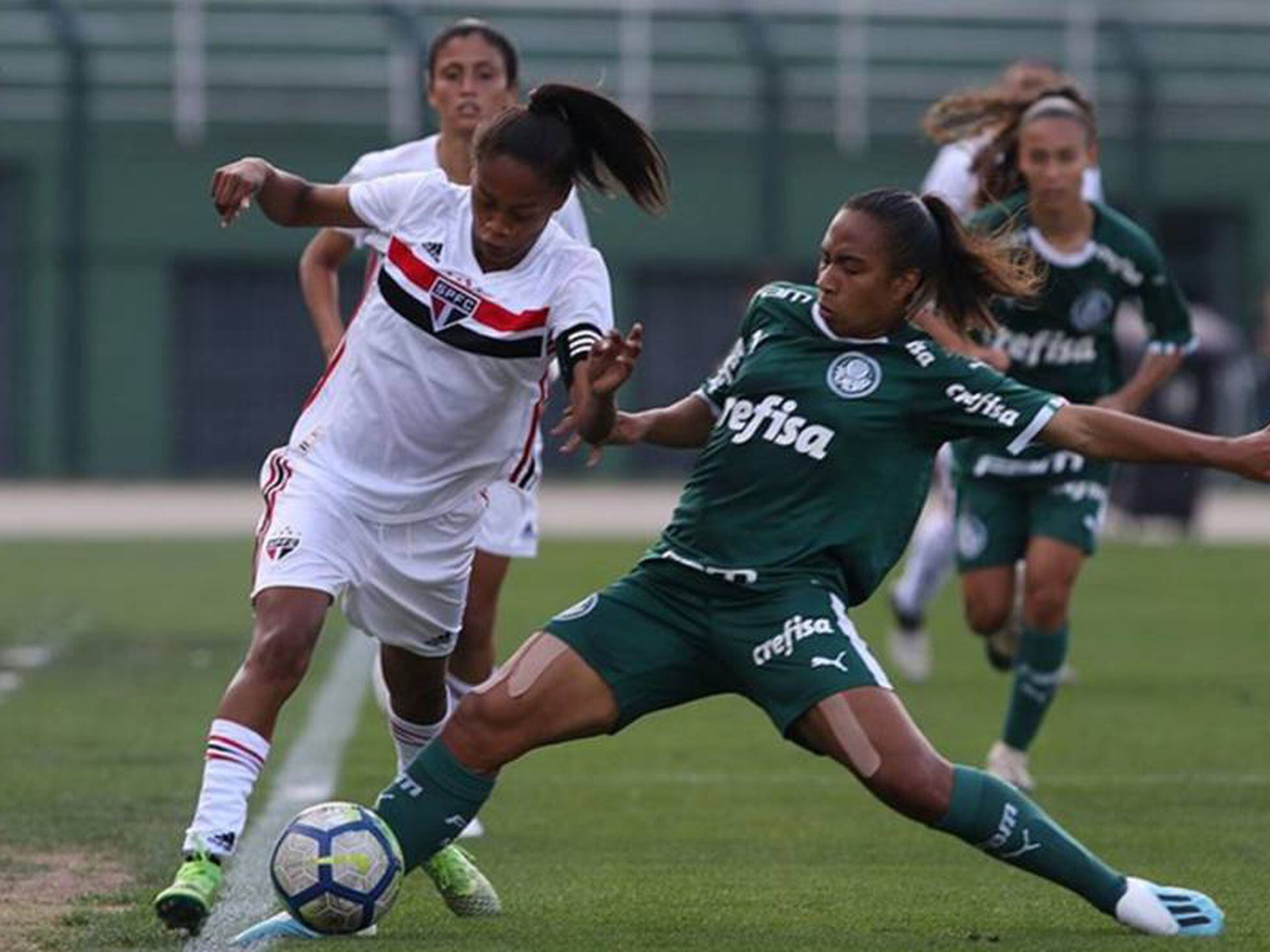 Corinthians x Inter: Futebol feminino ganha holofotes em final