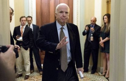 John McCain, em 22 de julho, no Capitólio.