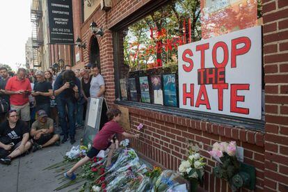 Homenagem às vítimas do massacre em Orlando.
