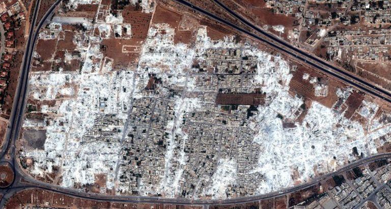 Um dos bairros demolidos. A zona branca é a parte que ficou arrasada pelas forças de El Asad.