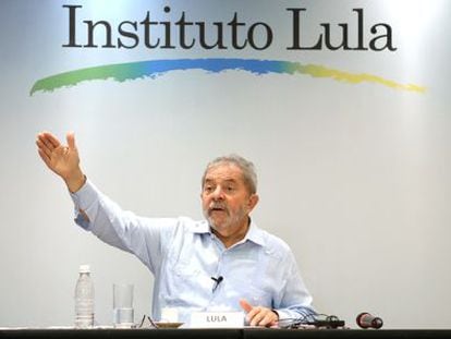 O ex-presidente Lula durante entrevista em S&atilde;o Paulo.