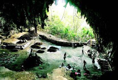 Vista geral da caverna onde foi descoberto o 'Homo floresiensis'.
