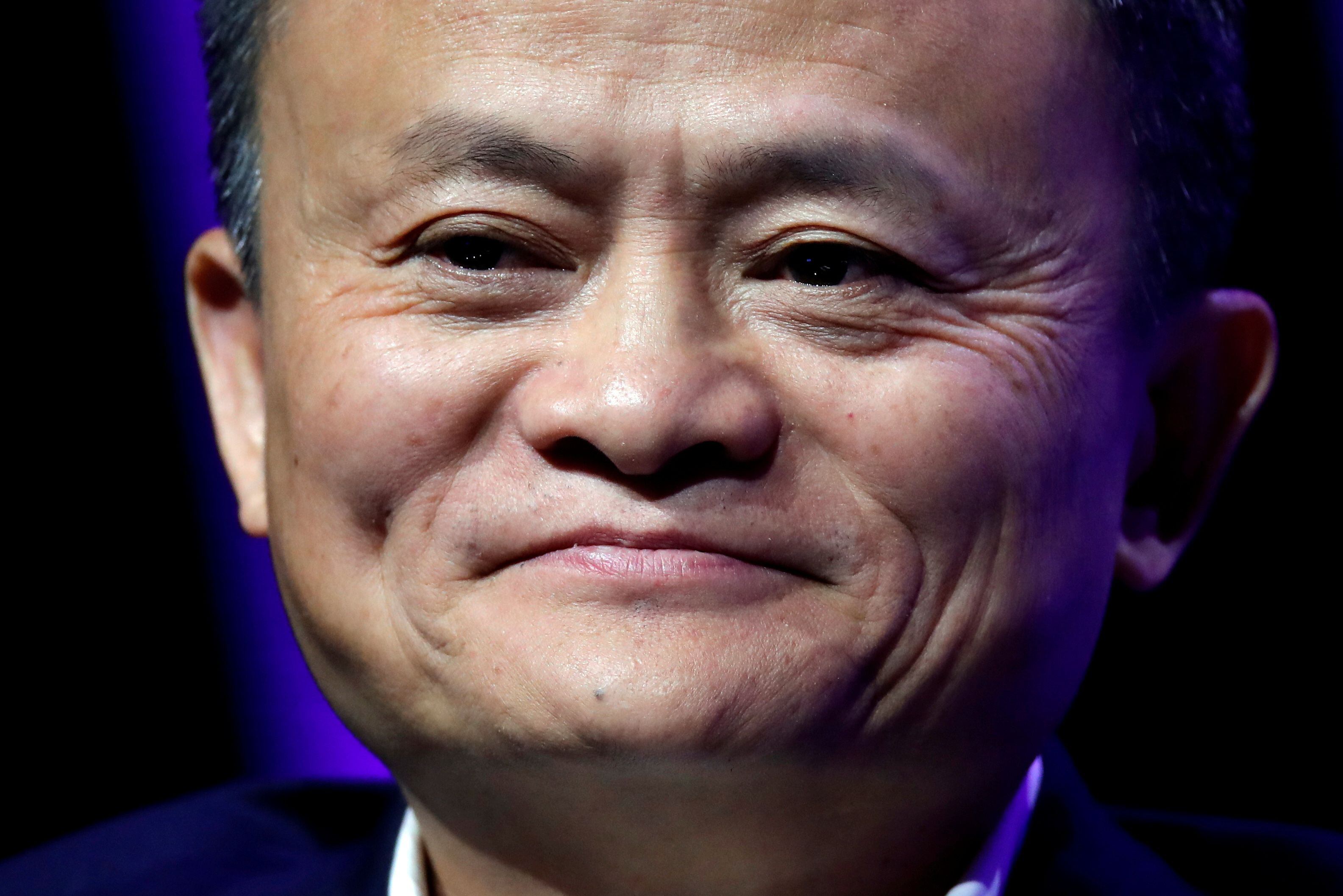 O cofundador do Alibaba, Jack Ma, durante um discurso em Paris, em 2019. 