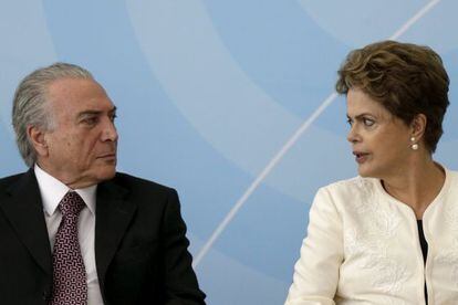 Temer e Rousseff no dia 24 de novembro, em Brasília.