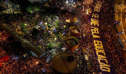 Manifestação na quinta-feira pela educação em São Paulo.