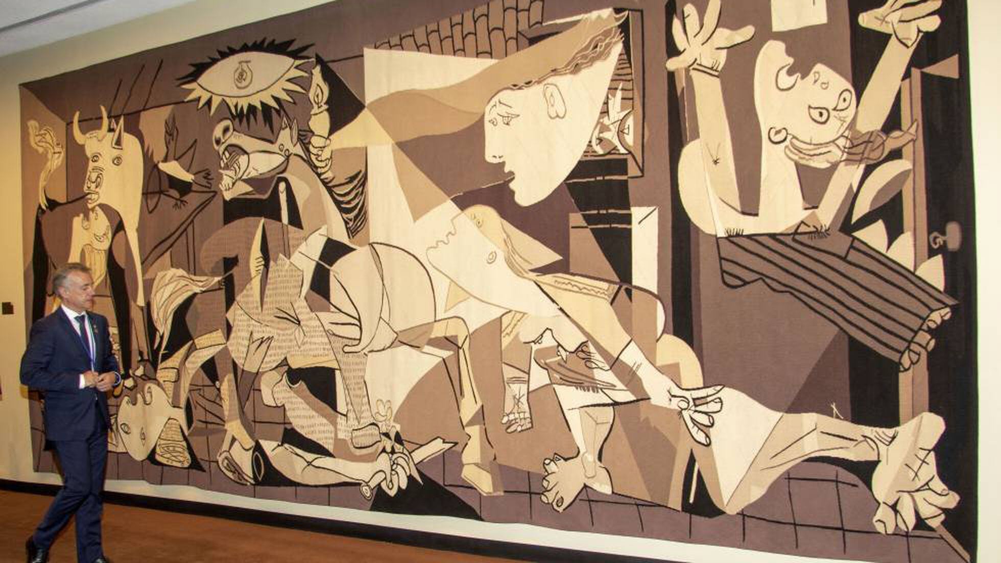 ONU pede desculpas à Espanha por seu “horrível erro” sobre 'Guernica', de Picasso | Cultura | EL PAÍS Brasil ONU pede desculpas à Espanha por seu “horrível erro” sobre 'Guernica', de Picasso | Cultura | EL PAÍS Brasil