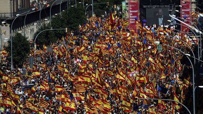 Vista da manifestação convocada em Barcelona por Societat Civil Catalana.