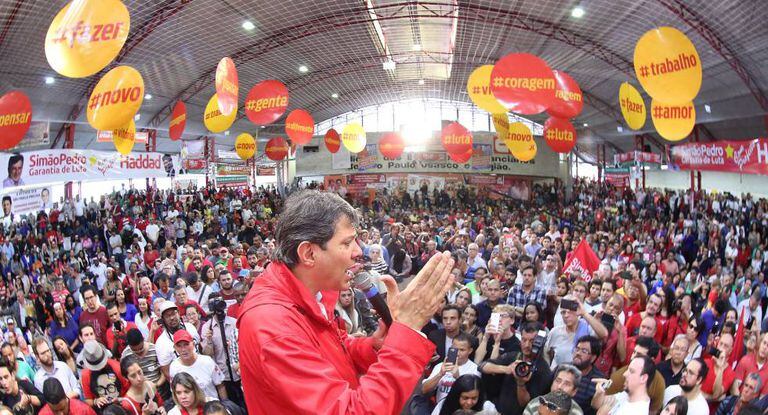 Haddad, em evento que oficializou sua candidatura em julho deste ano.
