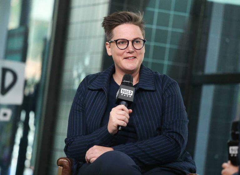Hannah Gadsby, em um programa de televisão em junho em Nova York.