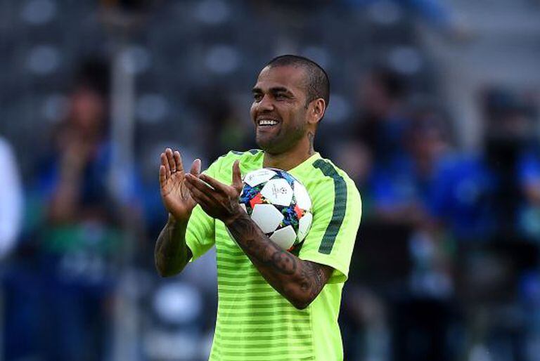 Daniel Alves durante um treino do Barça.