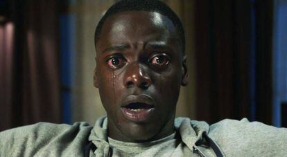 Cena do filme 'Corra!', que retrata aspectos do racismo.