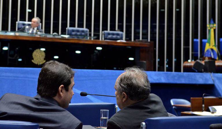 Reguffe (Sem partido-DF) e Cristovam Buarque (PPS-DF), senadores alvo de assédio.
