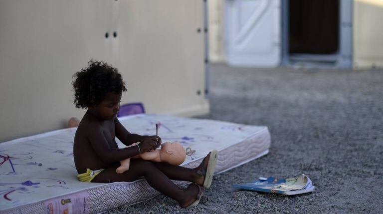 Criança no abrigo para venezuelanos da ACNUR, em Boa Vista.