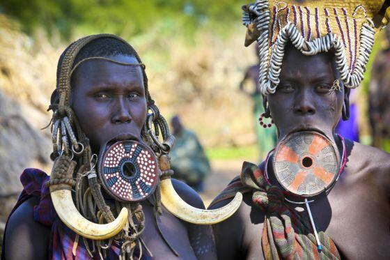 Na bacia do rio Omo, convivem algumas das tribos mais emblemáticas da África.