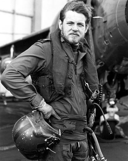 O ex-piloto britânico David Morgan em 1982, durante a guerra das Malvinas. 