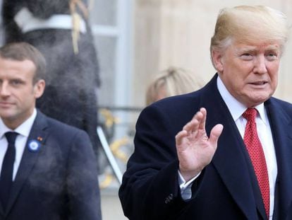 Trump (direita) e Macron, neste sábado em Paris.