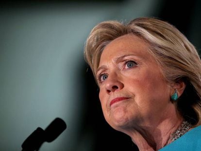 Hillary Clinton durante um comício em New Hampshire.
