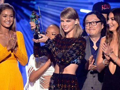 VMA 2015: Taylor Swift surge como nova rainha dos prêmios da MTV