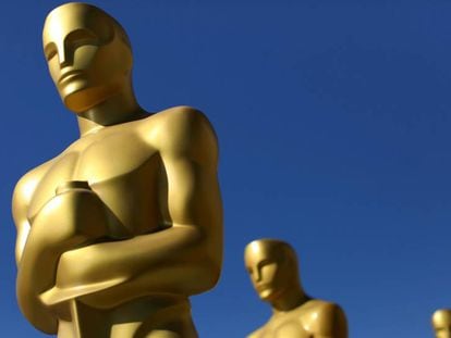 Estátuas do Oscar como cenário da edição de 2017 desse prêmio cinematográfico