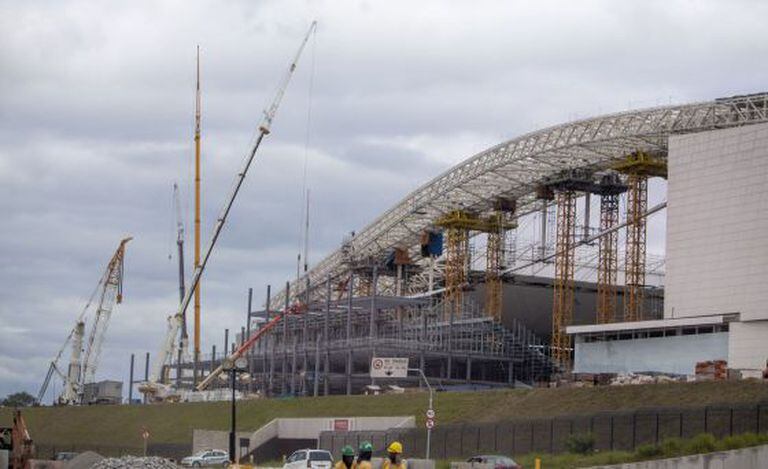 Arena Corinthians em obra no último 25 de março.