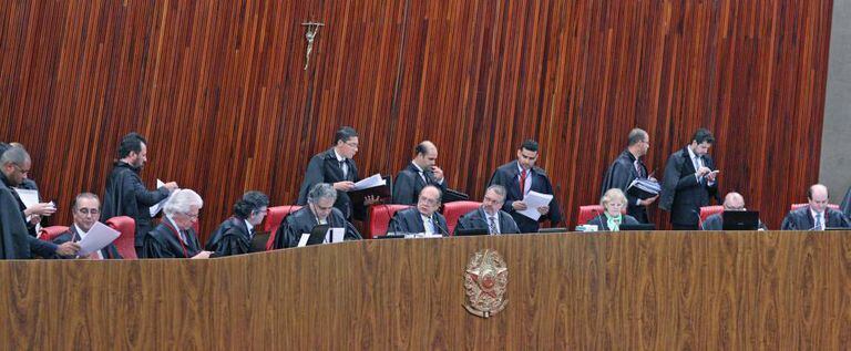 O plenário do Tribunal Superior Eleitoral.