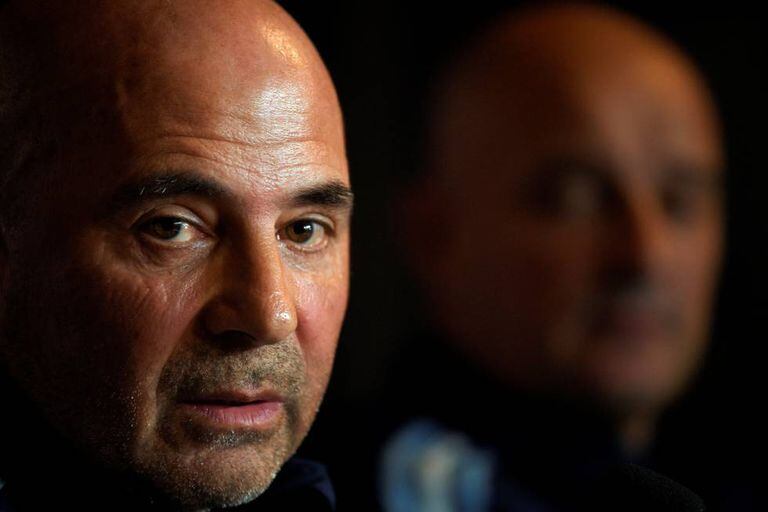 Jorge Sampaoli durante sua apresentação como novo treinador da seleção argentina.