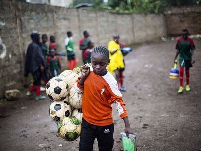 A geração de meninas que mudou a história no futebol feminino do Quênia