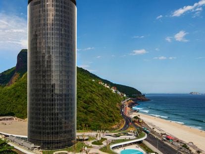 O Hotel Nacional reabre suas portas no Rio.