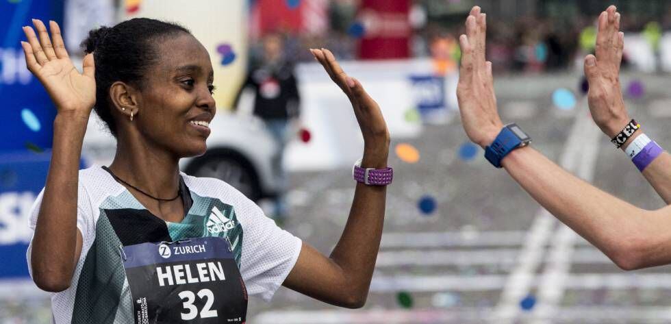 A etíope Helen Bekele, ganhadora da Maratona de Barcelona.