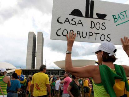 Protesto em Brasília em 2016. 